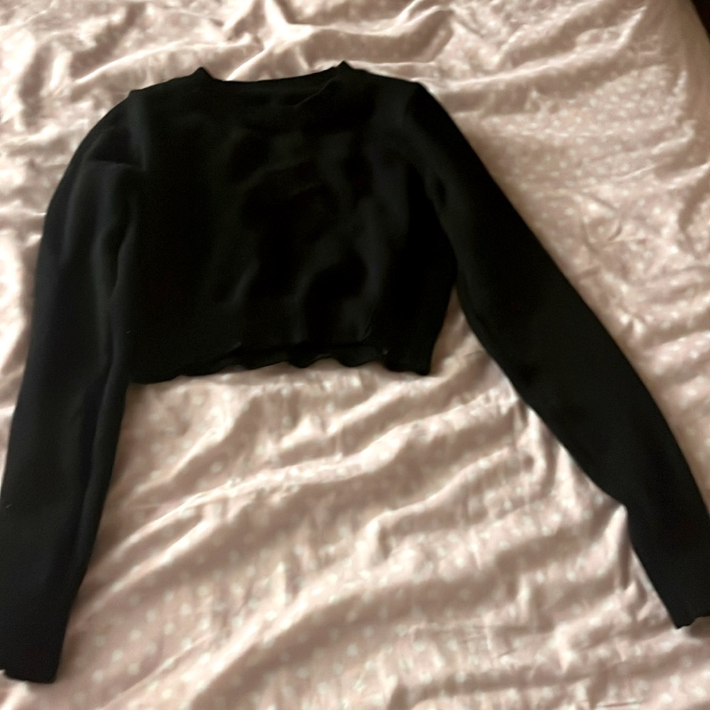 Black cropped sweater size XS/S